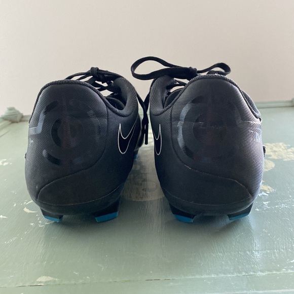 NIKE TIEMPO LEGEND 9 MEN’S SIZE 9.5 SOCCER CLEATS - Picture 3 of 8